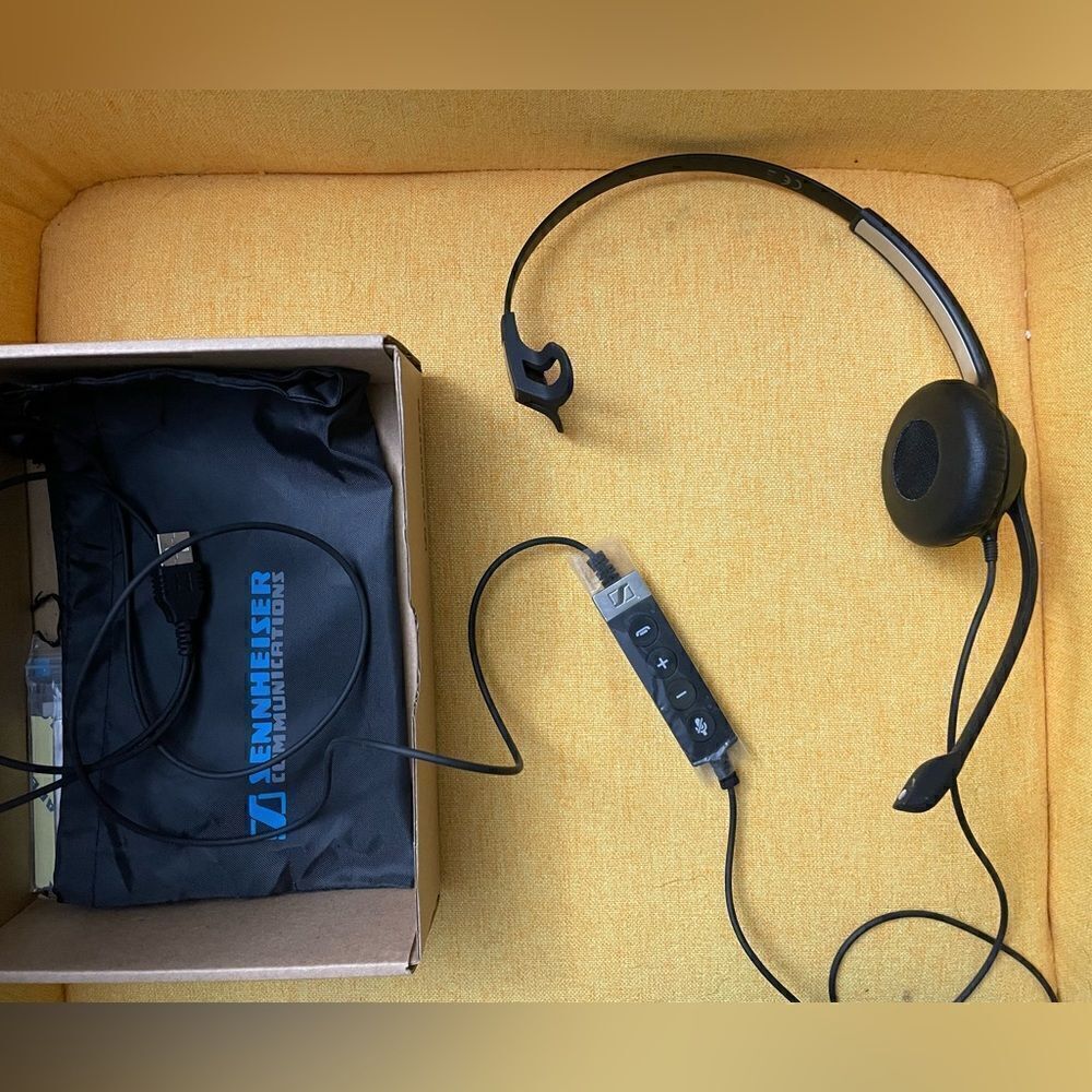 New in a box Senheiser headset for work meeting headphones - Picture 4 of 4